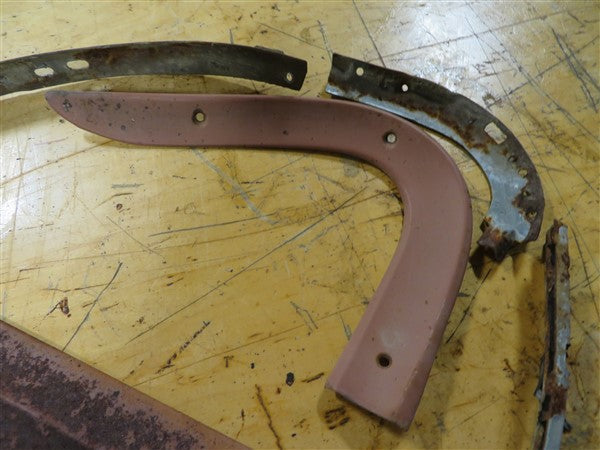 1957 Buick RH Corner Window Garnish Molding